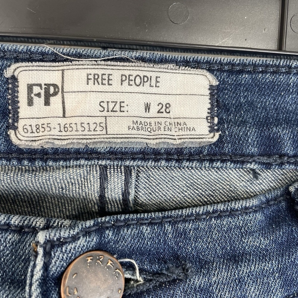 Free People Skinny Jeans Women 28 Blue Distressed Ripped Mesh Underlay Butto Fly - Picture 2 of 11